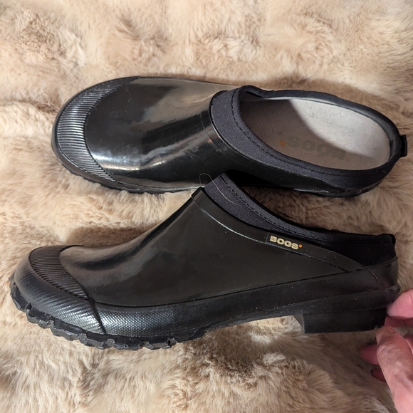 Bogs Slip-On Clogs - Picture 2 of 4